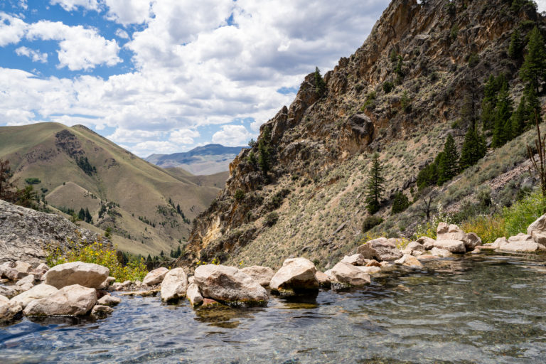 Goldbug Hot Springs Hiking Guide – Elk Bend, Idaho