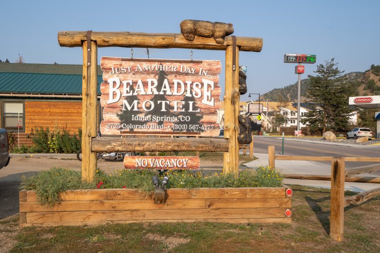 Bearadise Motel review –  Idaho Springs, Colorado