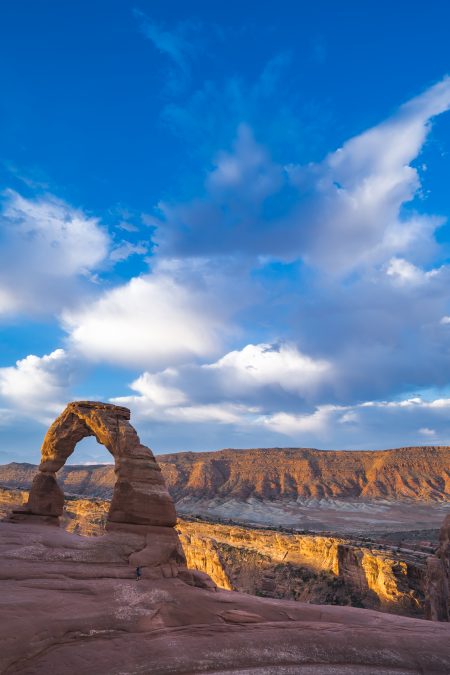 Delicate Arch in Arches National Park in Utah during a sunrise