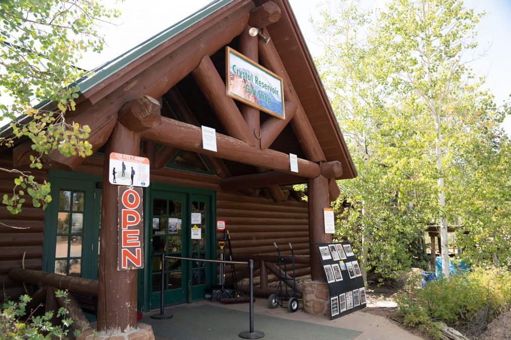 Crystal Reservoir Gift Shop