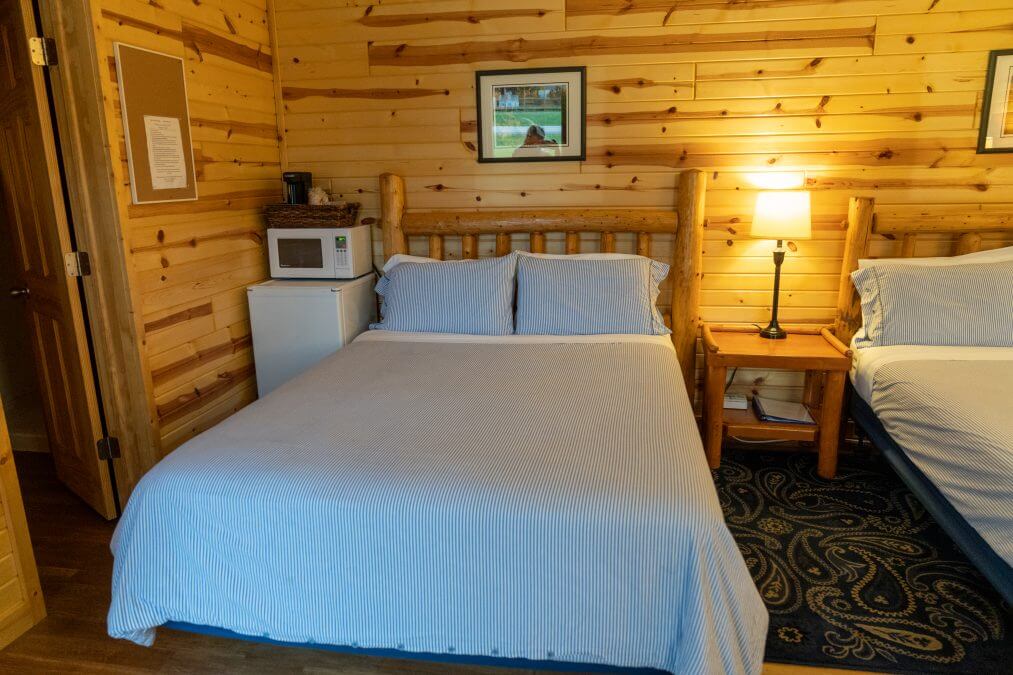 Gooseberry Park Motel and Cottages Minnesota Hotel Room