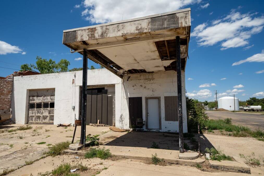 abandoned building - mclean, tx