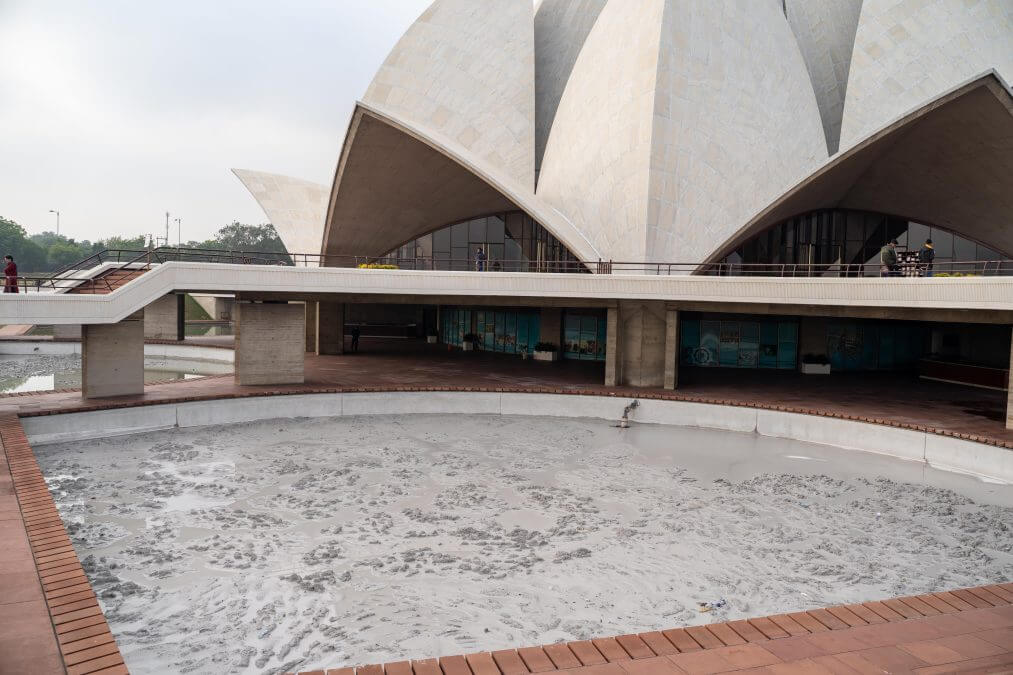 Lotus Temple - How to visit the Lotus Temple in New Delhi India