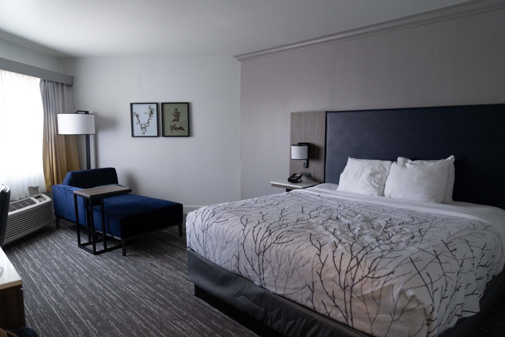 Best Western Denver East Room