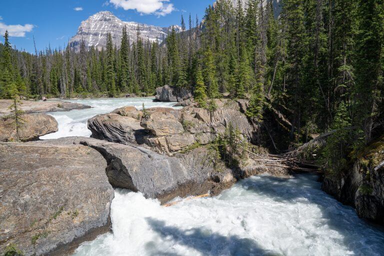 Natural Bridge in Yoho National Park – A Skippable Spot in the Canadian Rockies