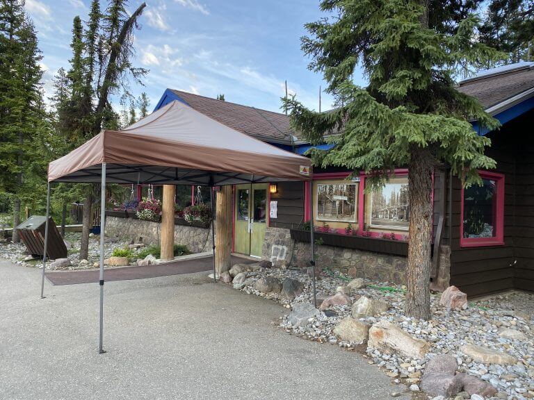 A Review of Sunwapta Falls Rocky Mountain Lodge Resort – Jasper National Park