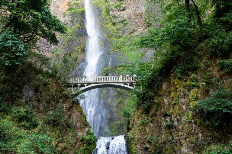 Visiting Multnomah Falls: Columbia River Gorge, Oregon