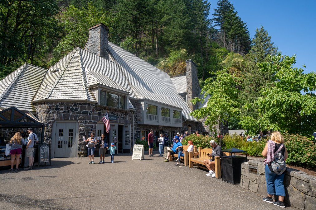 Multnomah Falls Visitor Center