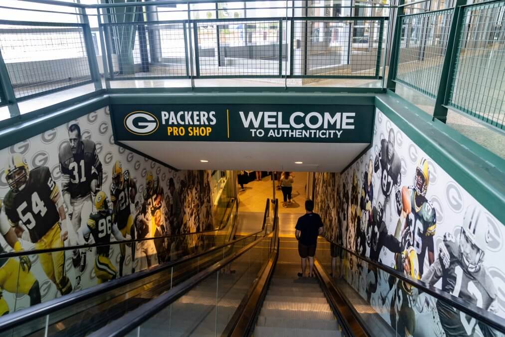 Lambeau Field Green Bay Packers Pro Shop